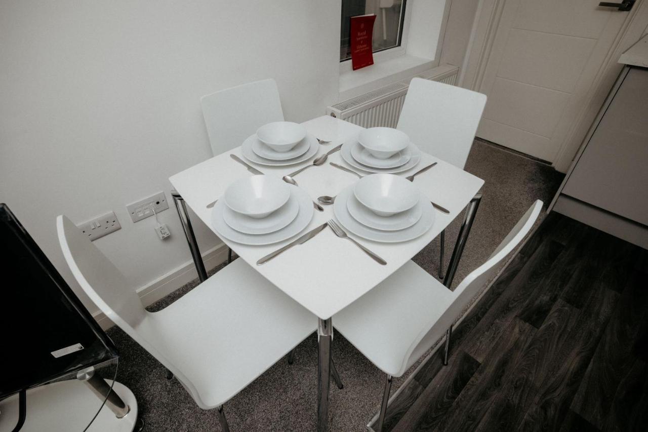 Elthorne Luxury Apartments - Uxbridge Exteriör bild