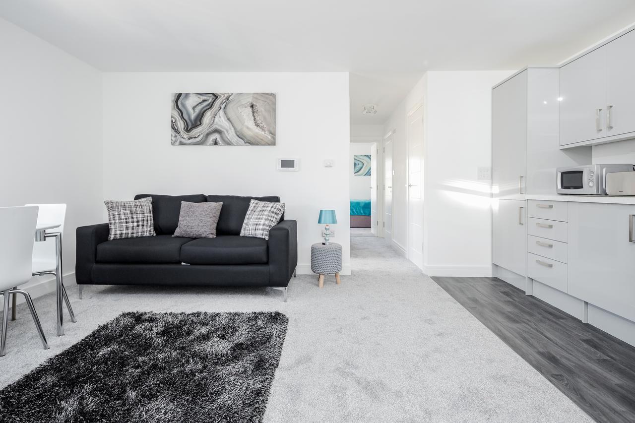 Elthorne Luxury Apartments - Uxbridge Exteriör bild